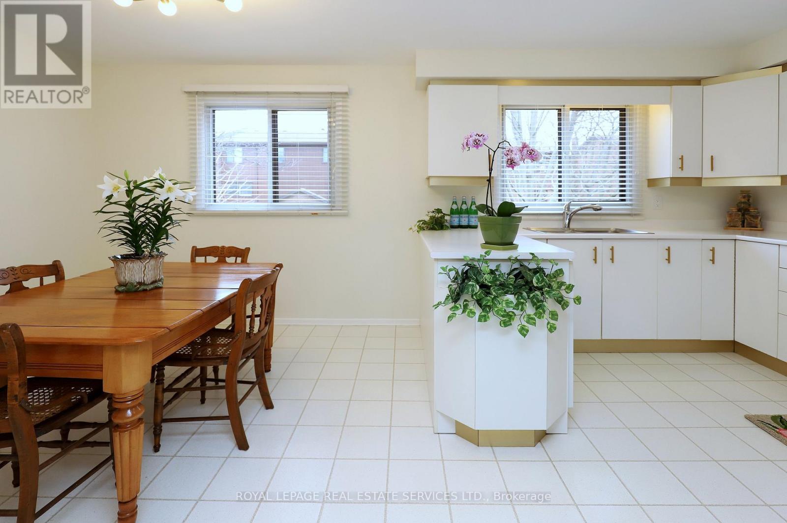 48 - 4165 Fieldgate Drive, Mississauga, Ontario  L4W 2M9 - Photo 20 - W12969944