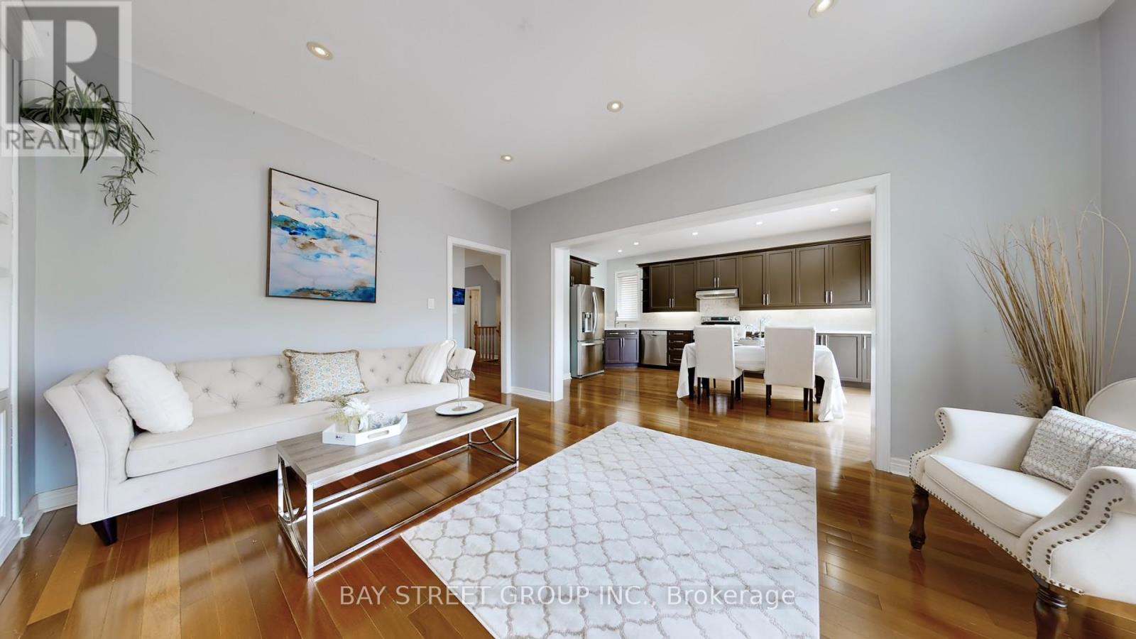 505 Heath Street, Oakville, Ontario  L6H 7M2 - Photo 8 - W12969950