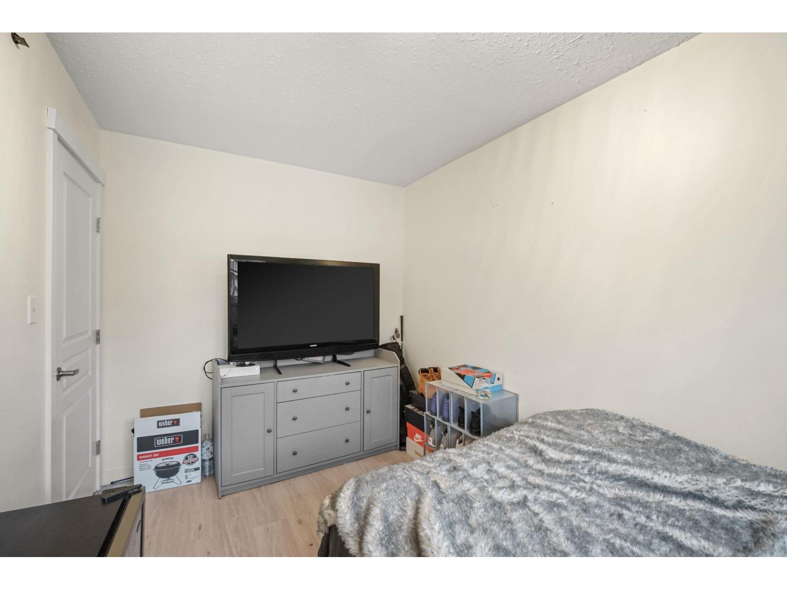 32315 14th Avenue, Mission, British Columbia  V2V 2N6 - Photo 11 - R3108310