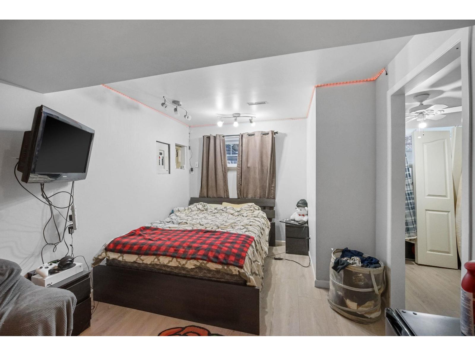 32315 14th Avenue, Mission, British Columbia  V2V 2N6 - Photo 16 - R3108310