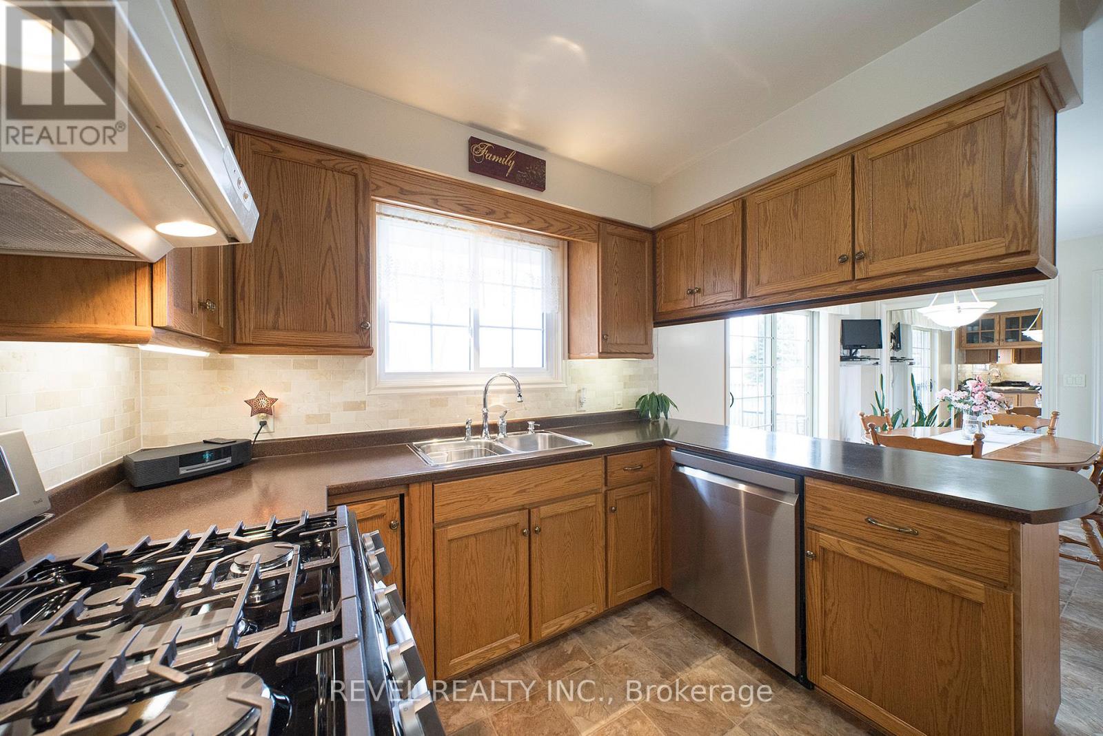 54 Bee Street, Norfolk, Ontario  N0E 1P0 - Photo 14 - X12969476