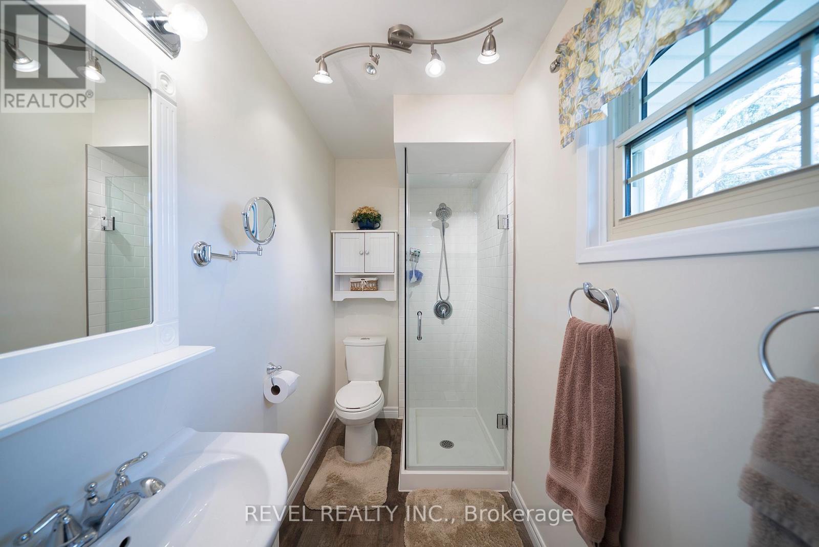 54 Bee Street, Norfolk, Ontario  N0E 1P0 - Photo 24 - X12969476