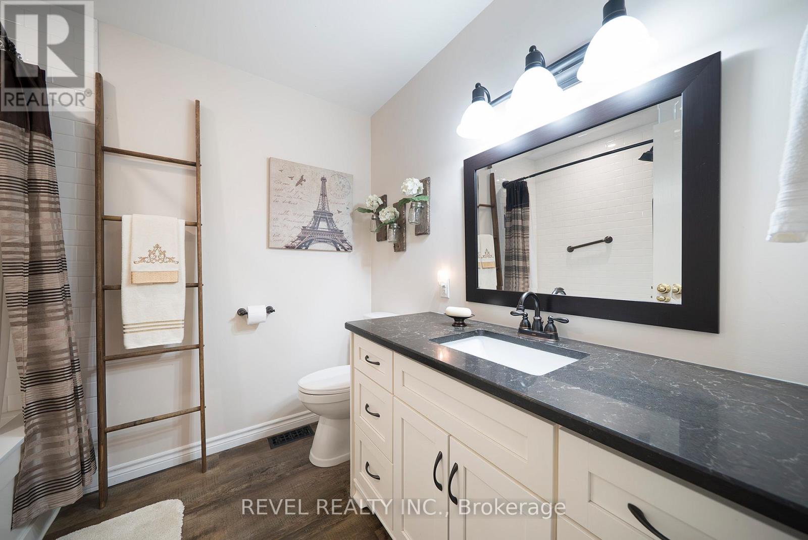 54 Bee Street, Norfolk, Ontario  N0E 1P0 - Photo 25 - X12969476