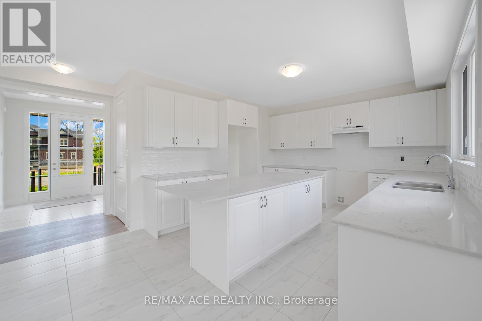 81 Golden Meadows Drive, Otonabee-South Monaghan, Ontario  K9J 6Y3 - Photo 13 - X12969494