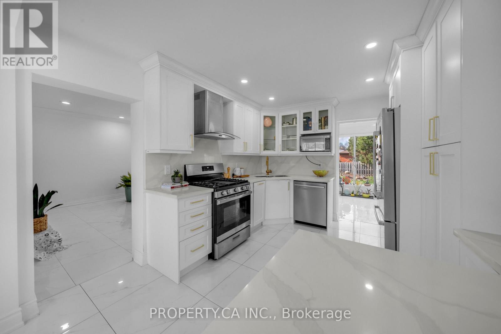 7063 Mcgill Street, Niagara Falls, Ontario  L2J 1L8 - Photo 14 - X12969584