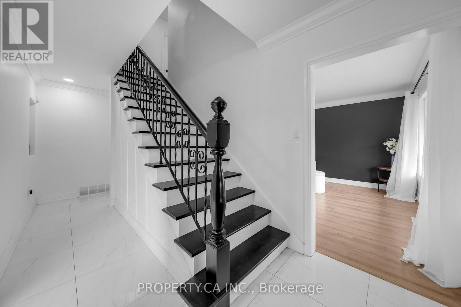 7063 Mcgill Street, Niagara Falls, Ontario  L2J 1L8 - Photo 25 - X12969584