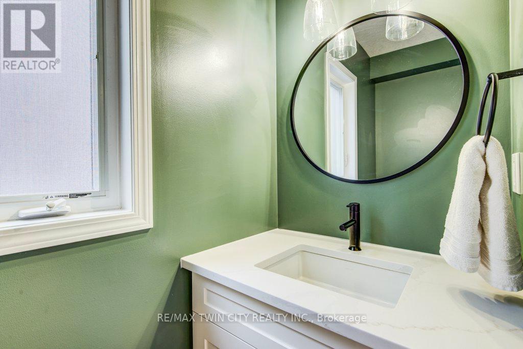 64 Smith's Creek Drive, Wilmot, Ontario  N3A 0B3 - Photo 10 - X12969630