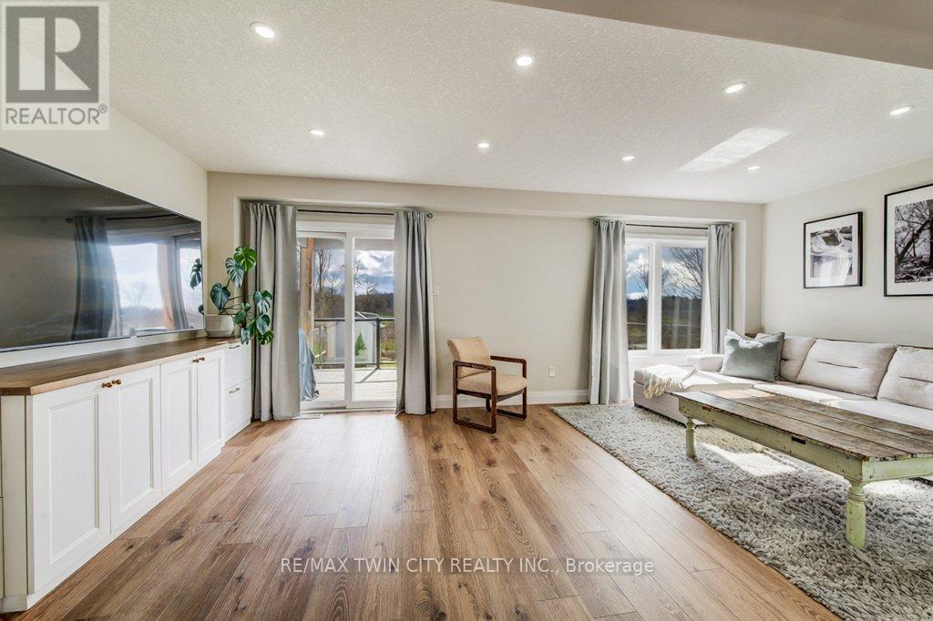 64 Smith's Creek Drive, Wilmot, Ontario  N3A 0B3 - Photo 17 - X12969630