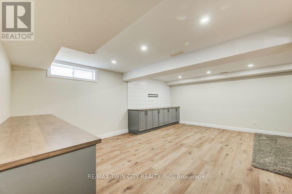 64 Smith's Creek Drive, Wilmot, Ontario  N3A 0B3 - Photo 38 - X12969630