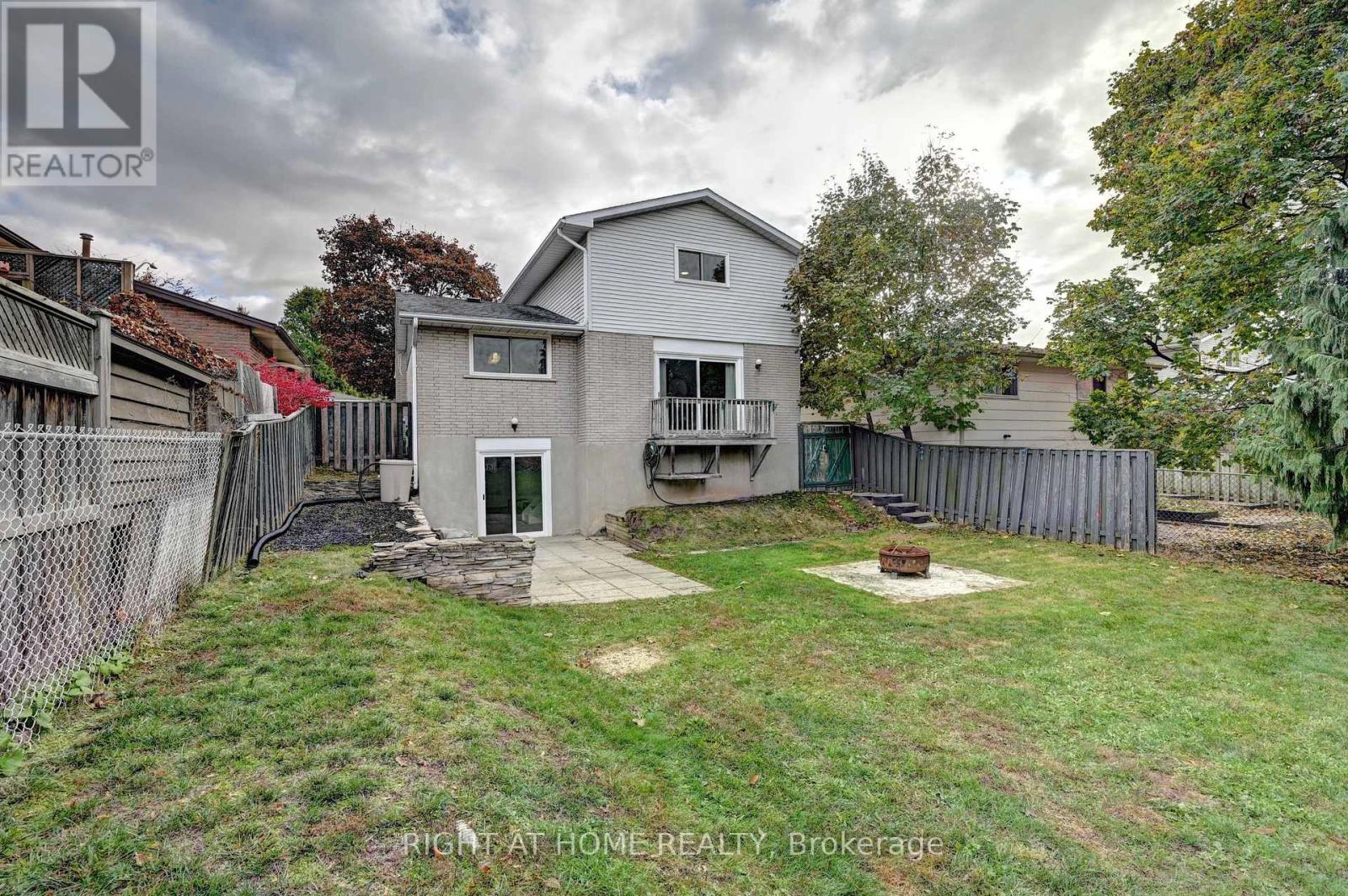 39 Southwood Drive, Kitchener, Ontario  N2E 2E6 - Photo 45 - X12969632