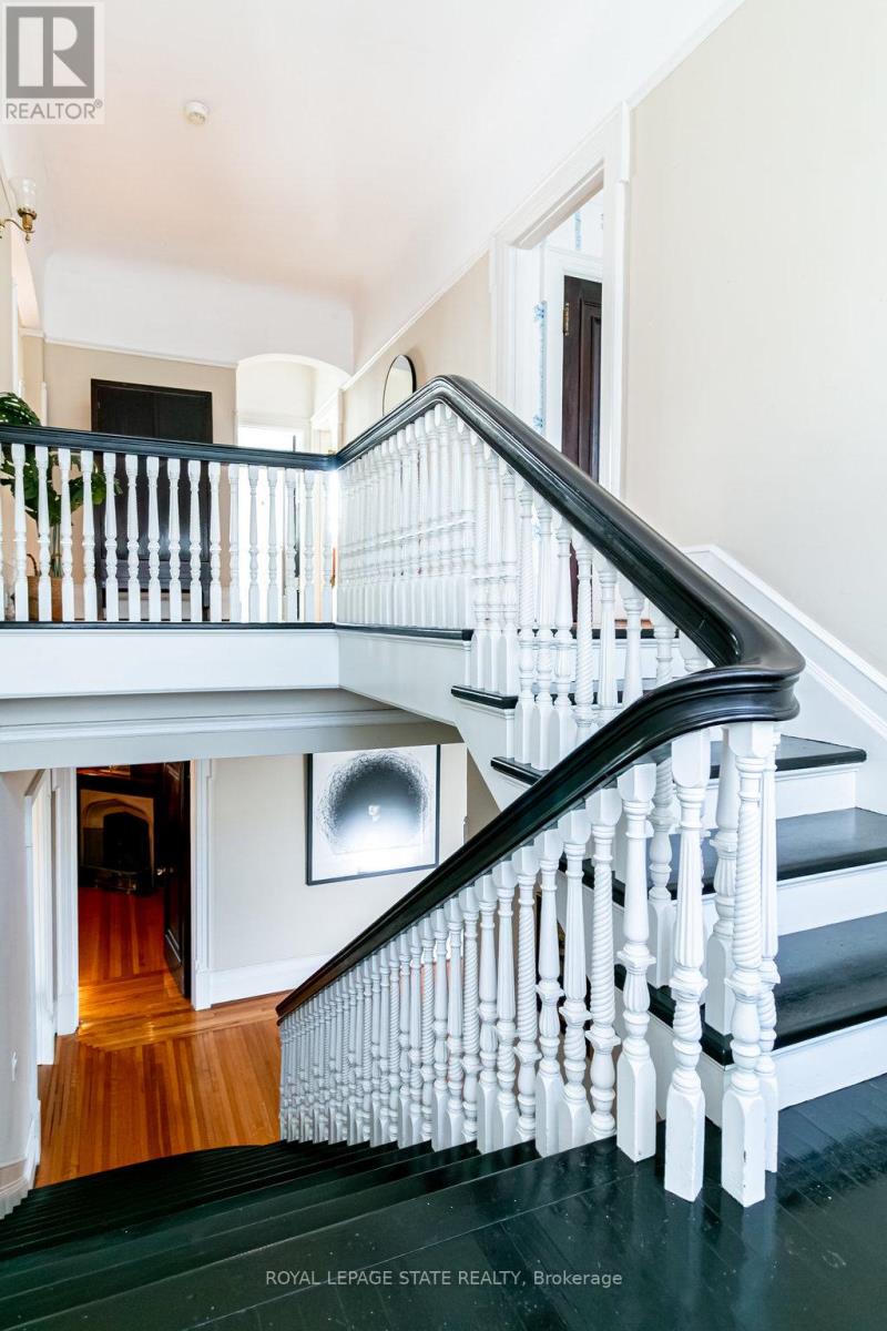 3 Turner Avenue, Hamilton, Ontario  L8P 3K4 - Photo 30 - X12969658