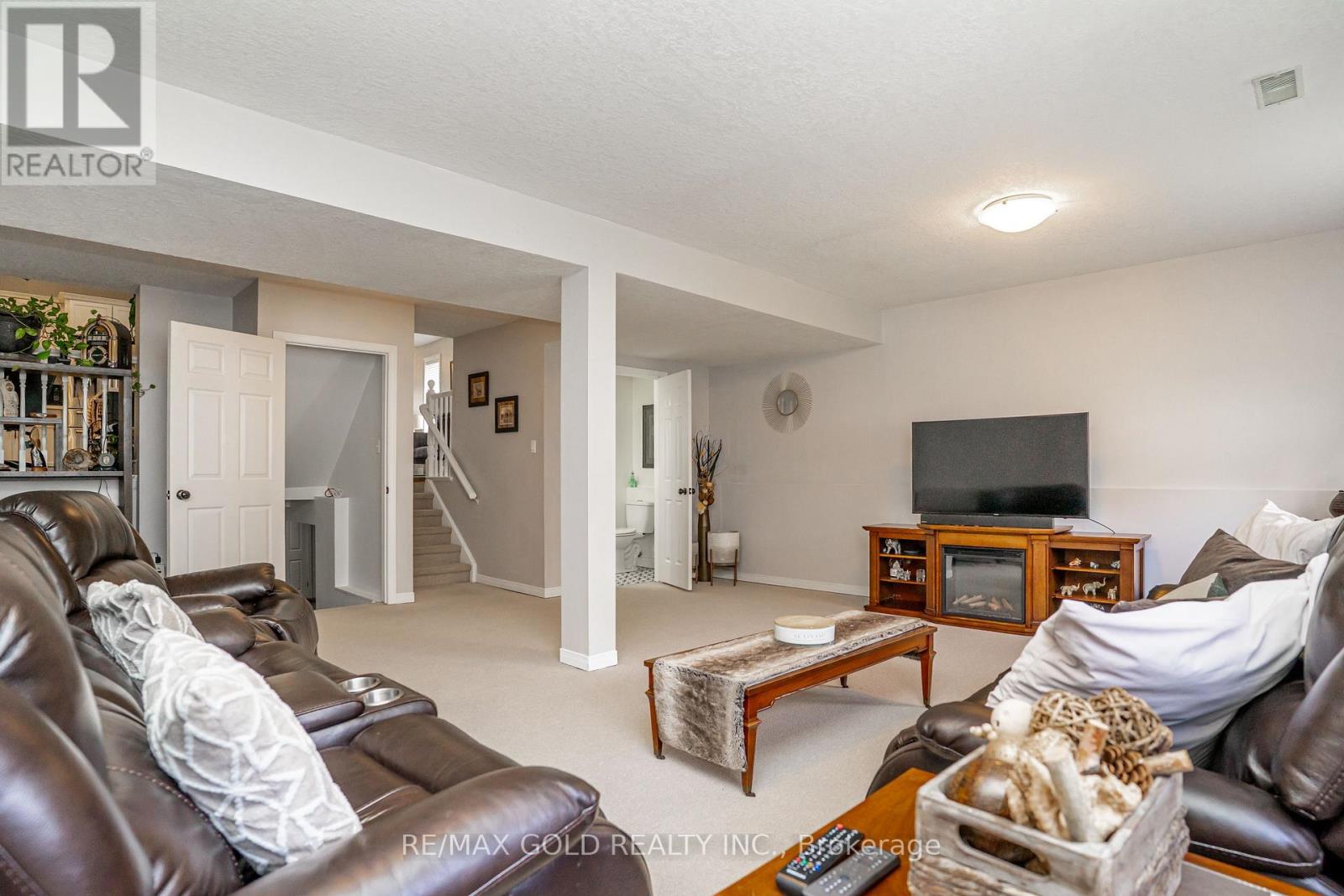 22 Martson Crescent, Cambridge, Ontario  N3C 4G3 - Photo 27 - X12969690