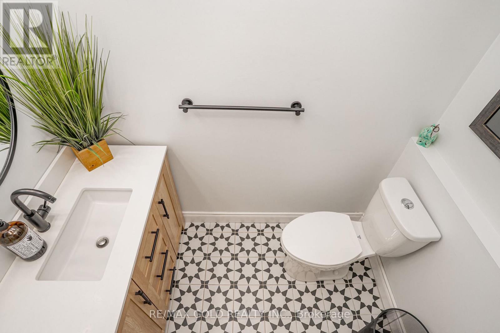 22 Martson Crescent, Cambridge, Ontario  N3C 4G3 - Photo 28 - X12969690