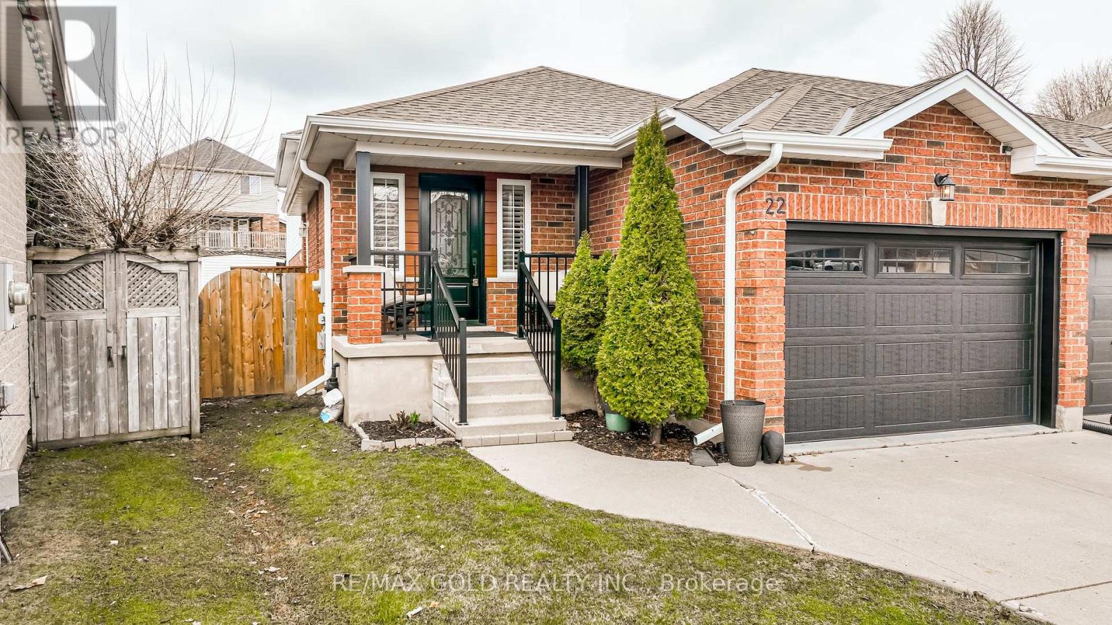 22 Martson Crescent, Cambridge, Ontario  N3C 4G3 - Photo 3 - X12969690