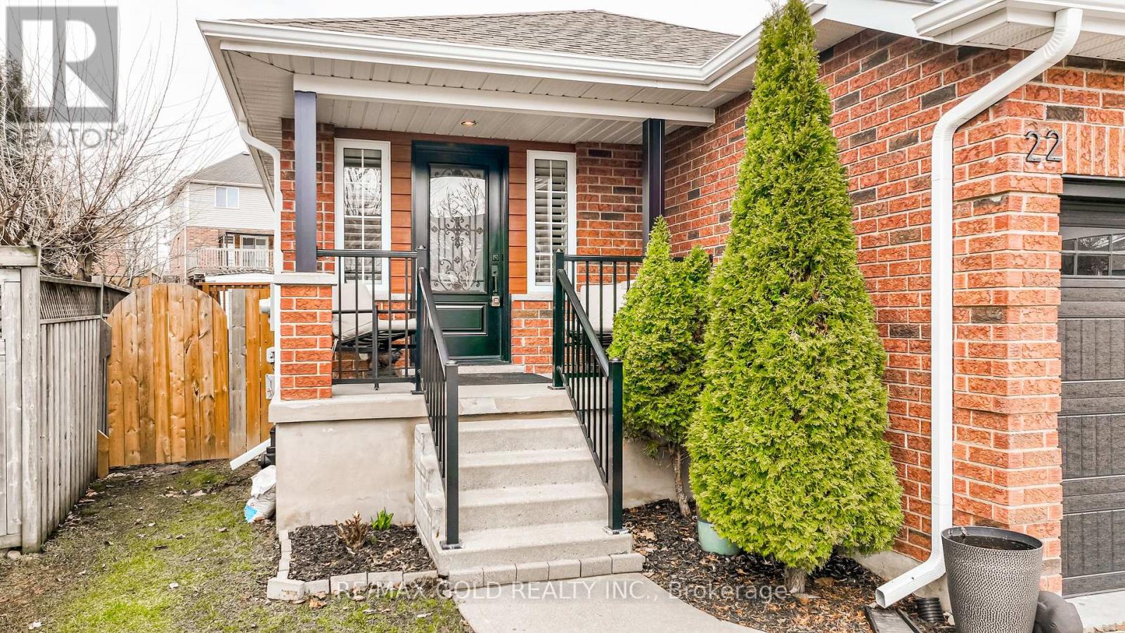 22 Martson Crescent, Cambridge, Ontario  N3C 4G3 - Photo 4 - X12969690
