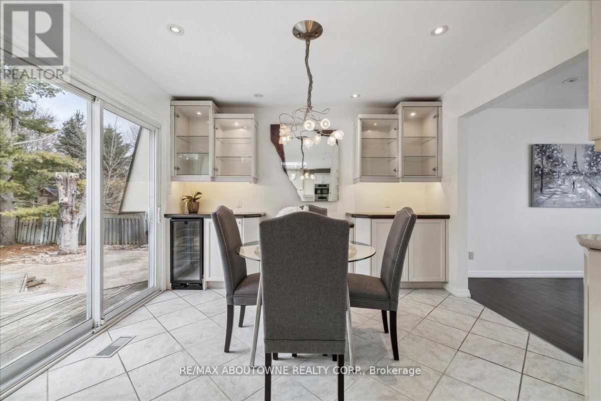 25 Bannisdale Way, Hamilton, Ontario  L0R 1H2 - Photo 17 - X12969710