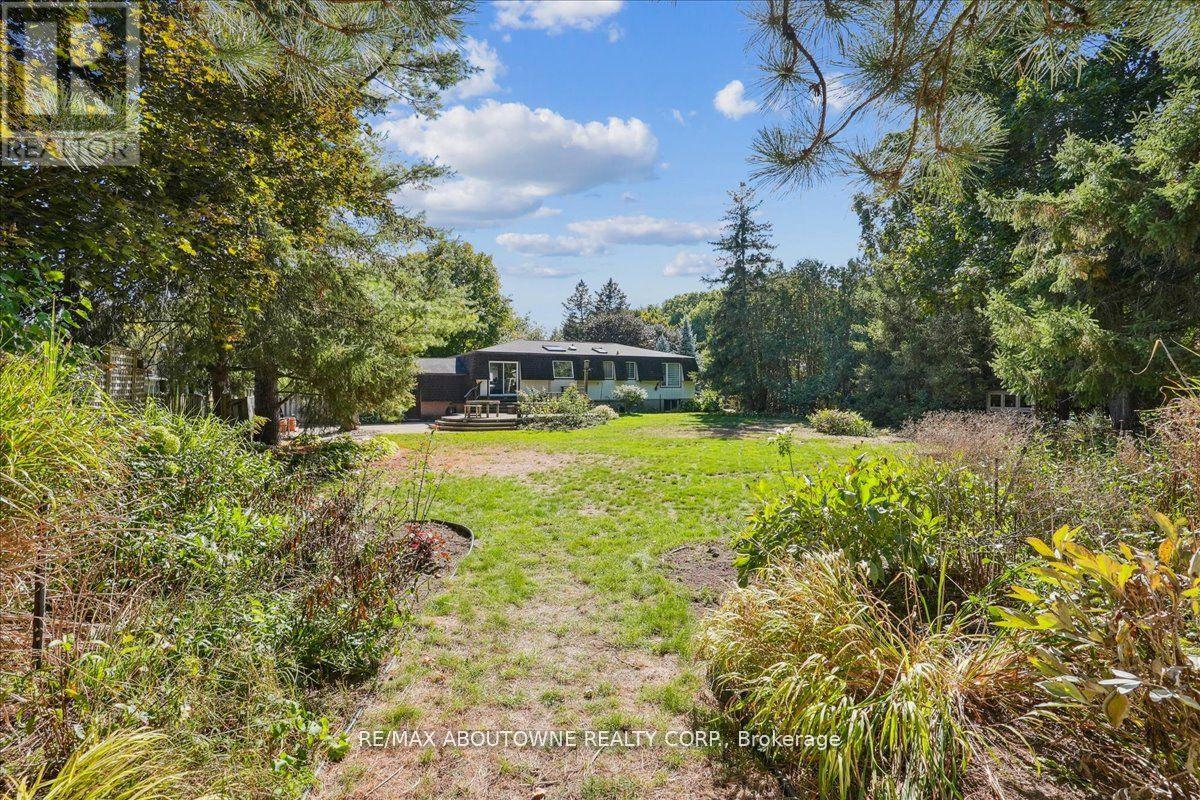 25 Bannisdale Way, Hamilton, Ontario  L0R 1H2 - Photo 45 - X12969710