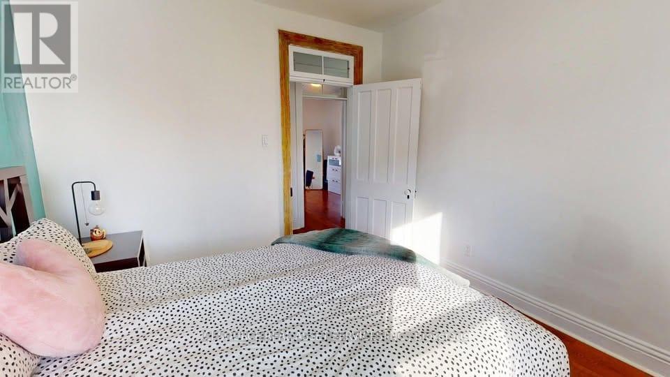 132 Ferguson Avenue N, Hamilton, Ontario  L8R 1L7 - Photo 6 - X12969782