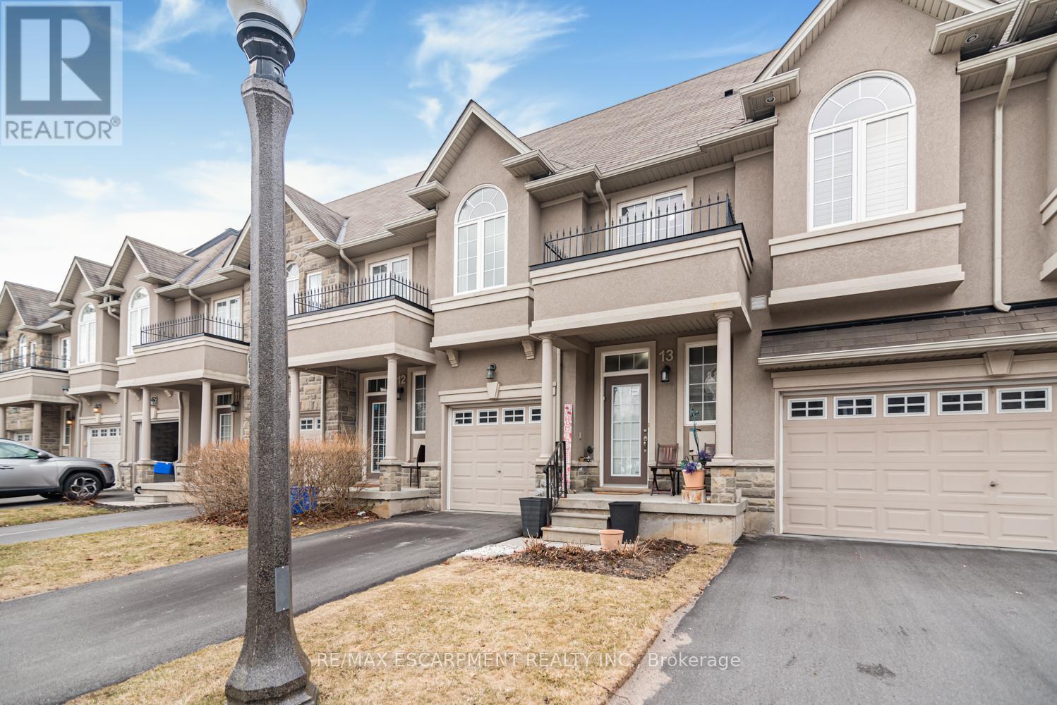 13 - 370 STONEHENGE DRIVE, Hamilton, Ontario