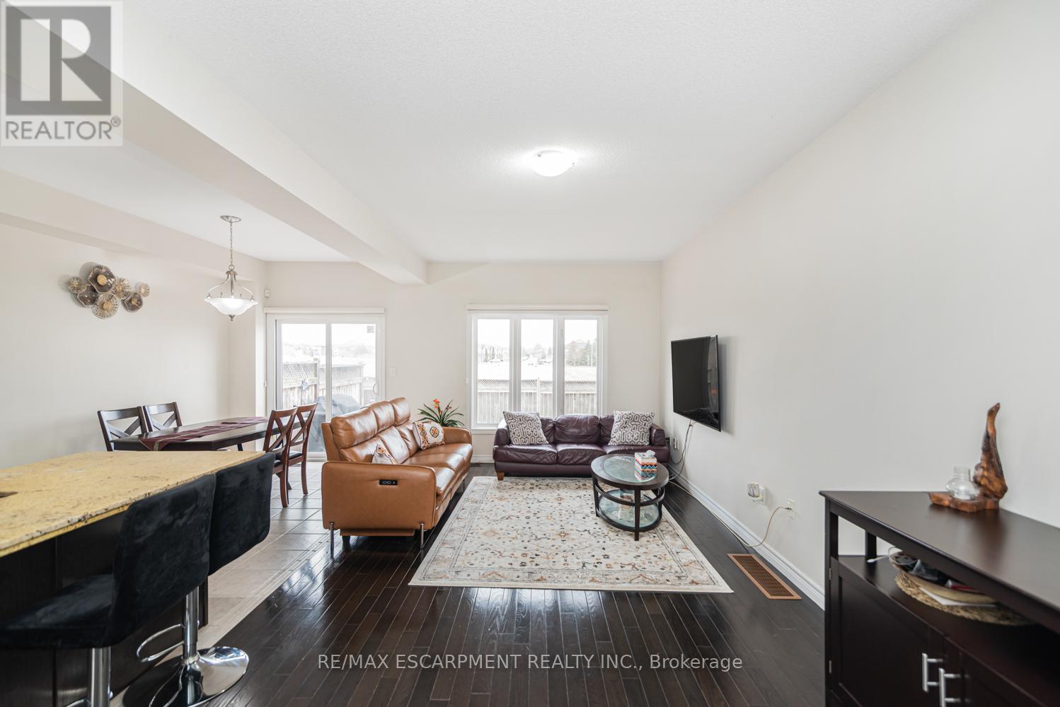 13 - 370 Stonehenge Drive, Hamilton, Ontario  L9K 0H9 - Photo 10 - X12969812