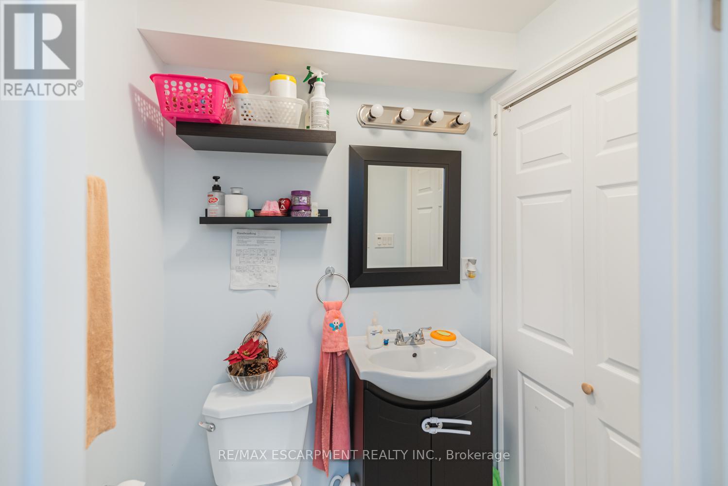 13 - 370 Stonehenge Drive, Hamilton, Ontario  L9K 0H9 - Photo 42 - X12969812