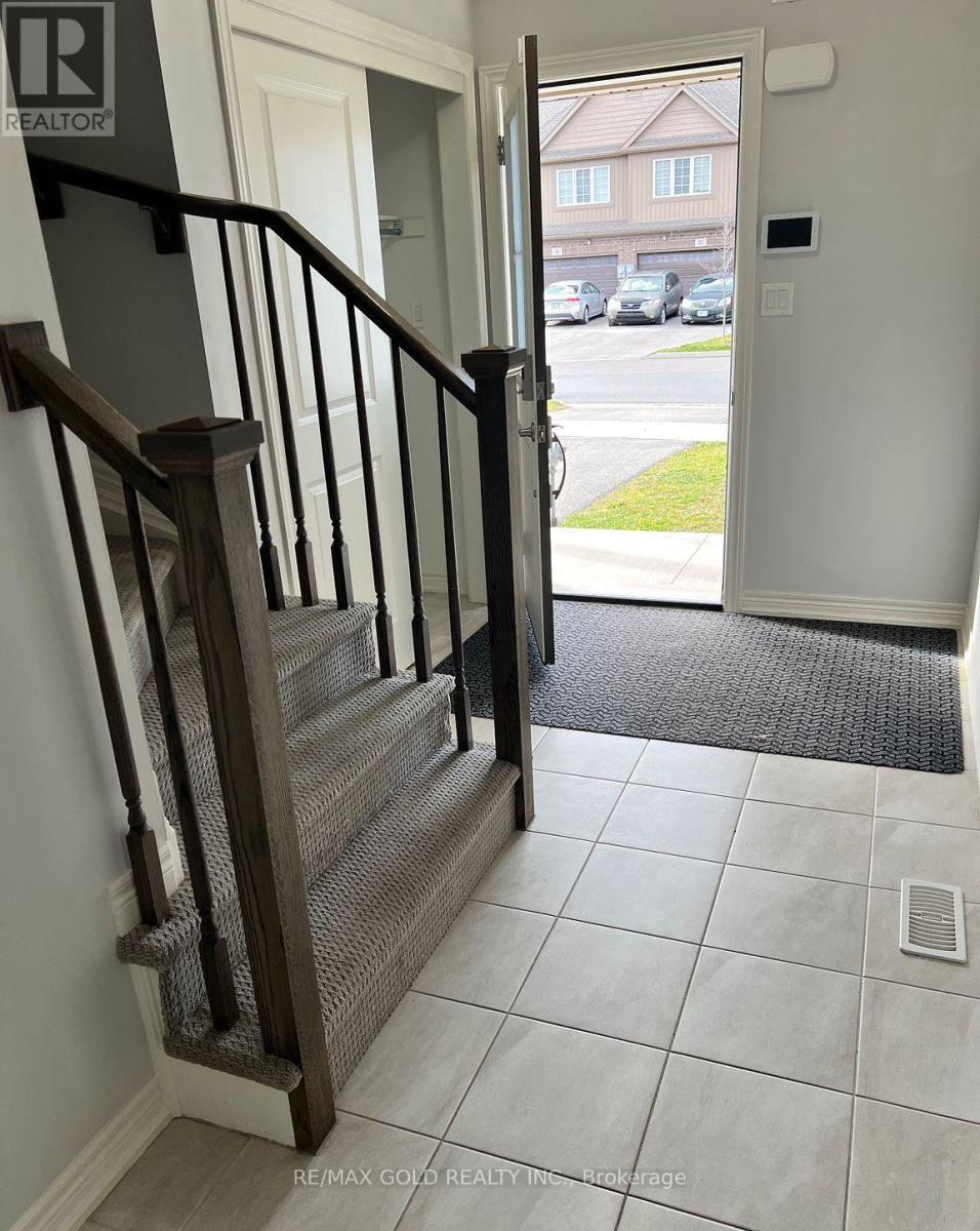 36 Damude Avenue, Thorold, Ontario  L2V 0G6 - Photo 13 - X12969844