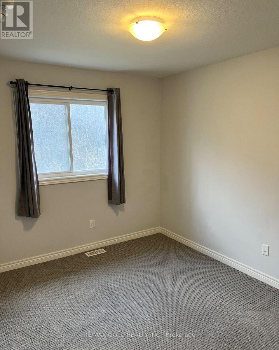 36 Damude Avenue, Thorold, Ontario  L2V 0G6 - Photo 22 - X12969844