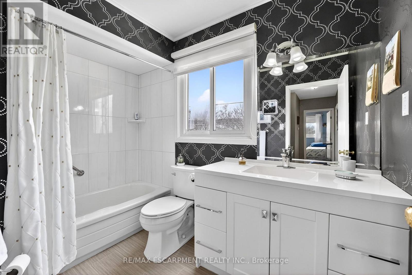 6 Nelles Road S, Grimsby, Ontario  L3M 2Z2 - Photo 26 - X12969848