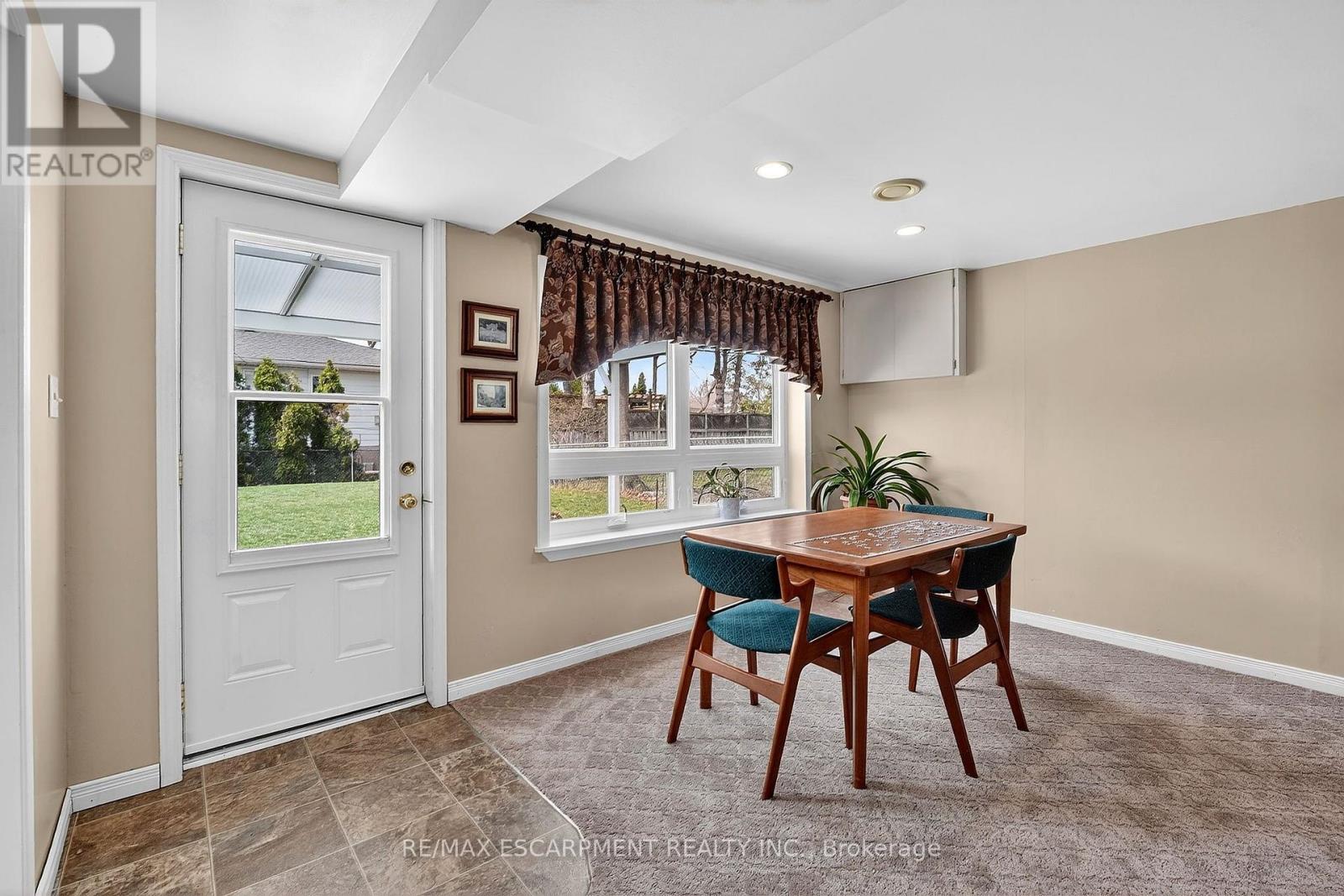 6 Nelles Road S, Grimsby, Ontario  L3M 2Z2 - Photo 34 - X12969848