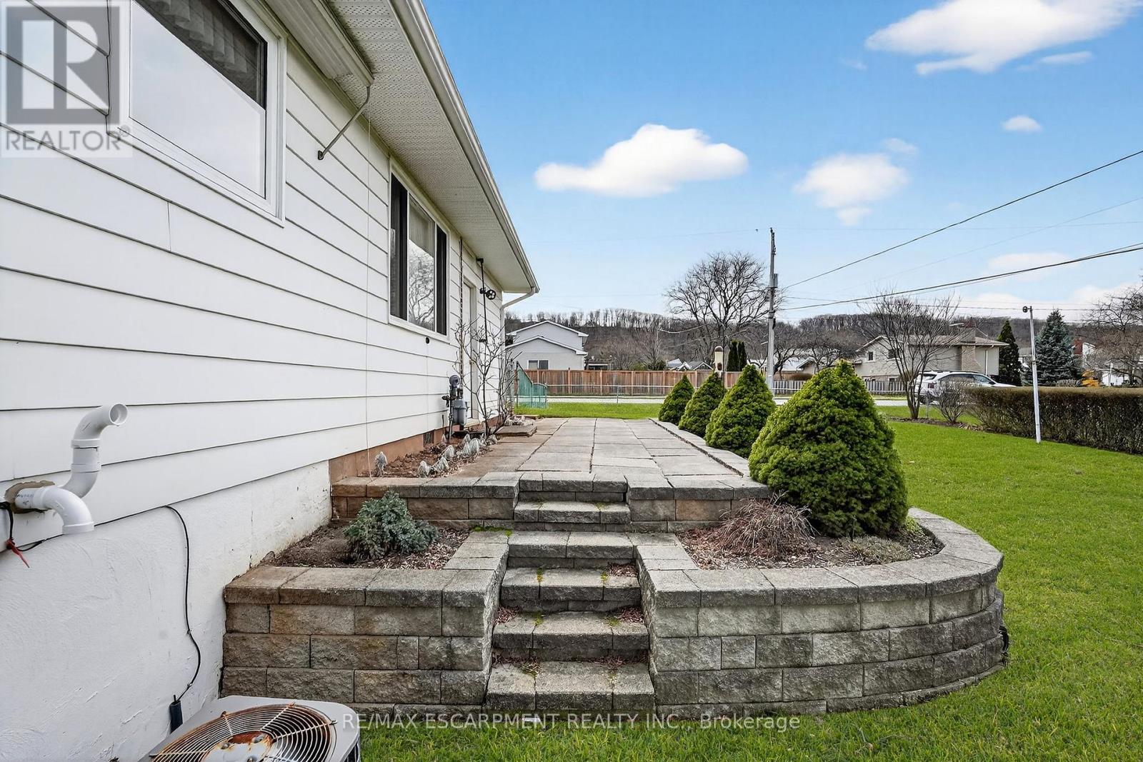 6 Nelles Road S, Grimsby, Ontario  L3M 2Z2 - Photo 39 - X12969848