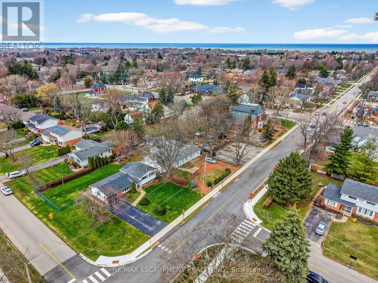 6 Nelles Road S, Grimsby, Ontario  L3M 2Z2 - Photo 44 - X12969848