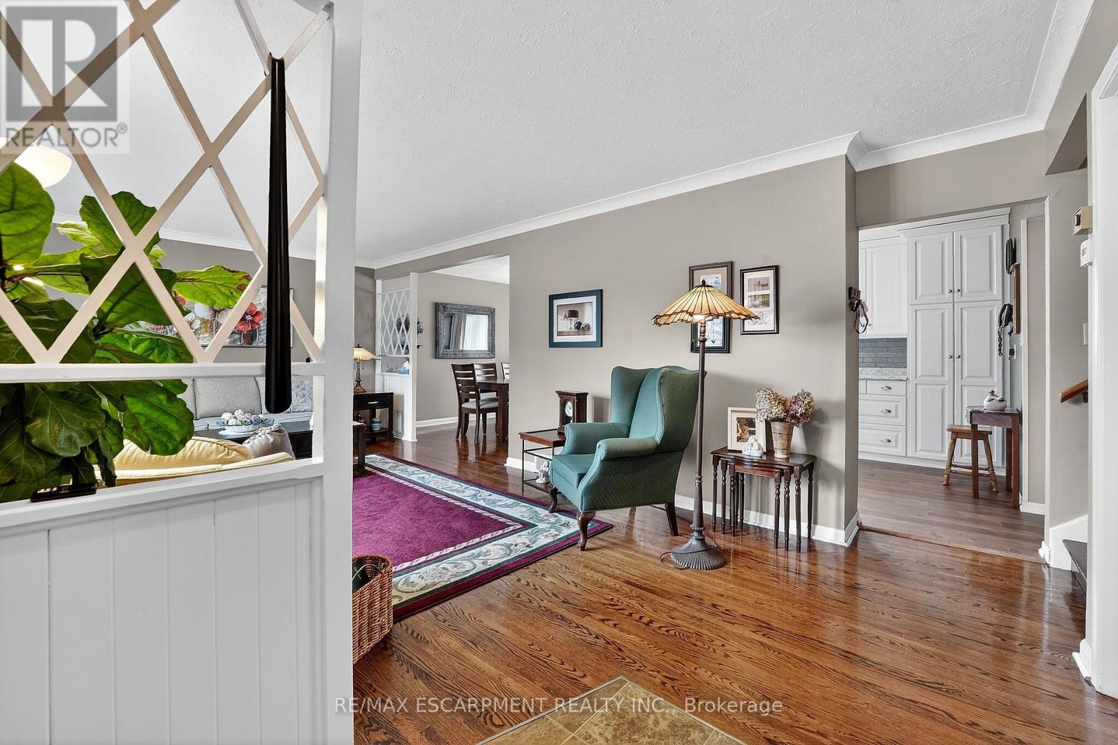 6 Nelles Road S, Grimsby, Ontario  L3M 2Z2 - Photo 9 - X12969848