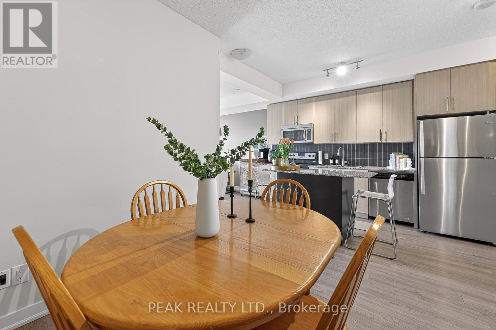 1006 - 85 Duke Street W, Kitchener, Ontario  N2H 0B7 - Photo 14 - X12969890