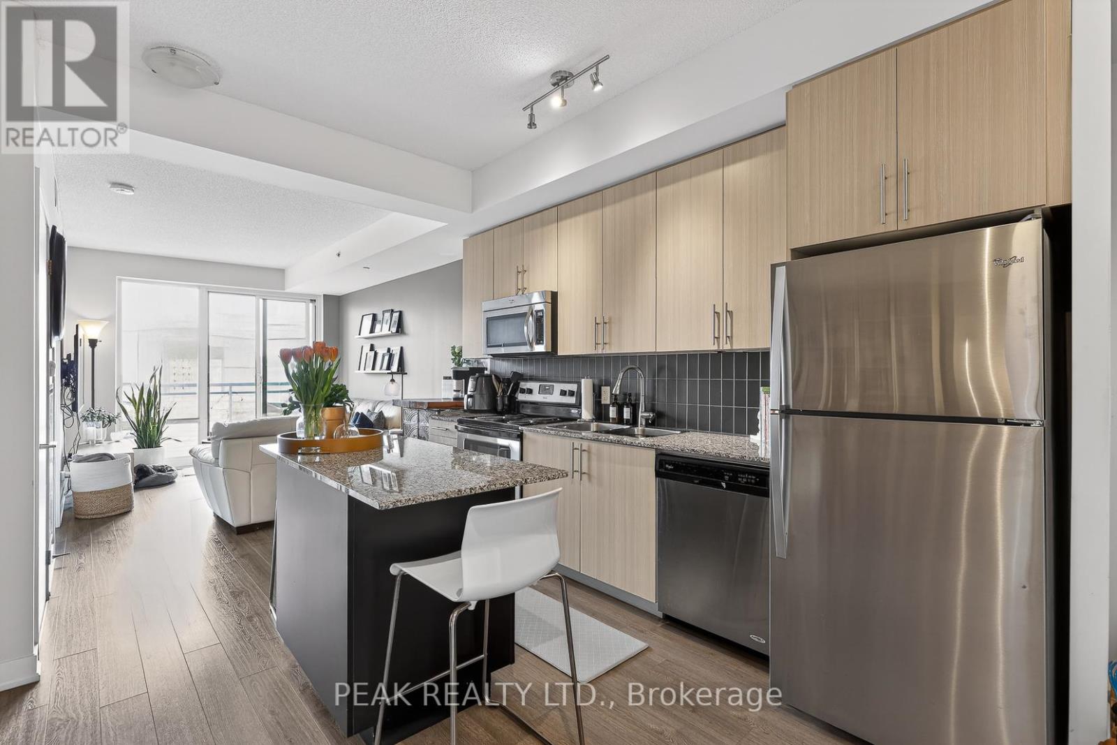 1006 - 85 Duke Street W, Kitchener, Ontario  N2H 0B7 - Photo 6 - X12969890