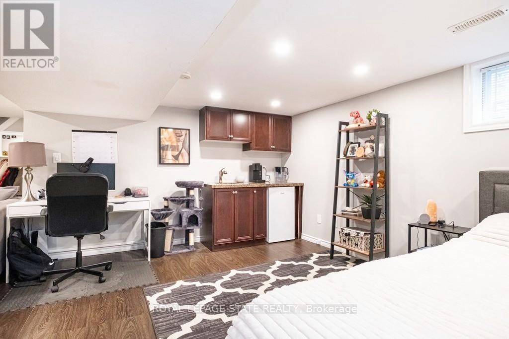 143 Huxley Avenue S, Hamilton, Ontario  L8K 2P9 - Photo 26 - X12969924