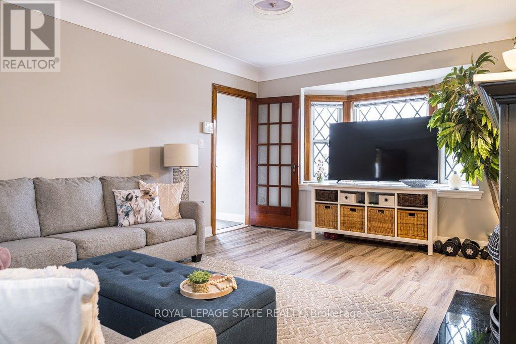 143 Huxley Avenue S, Hamilton, Ontario  L8K 2P9 - Photo 6 - X12969924