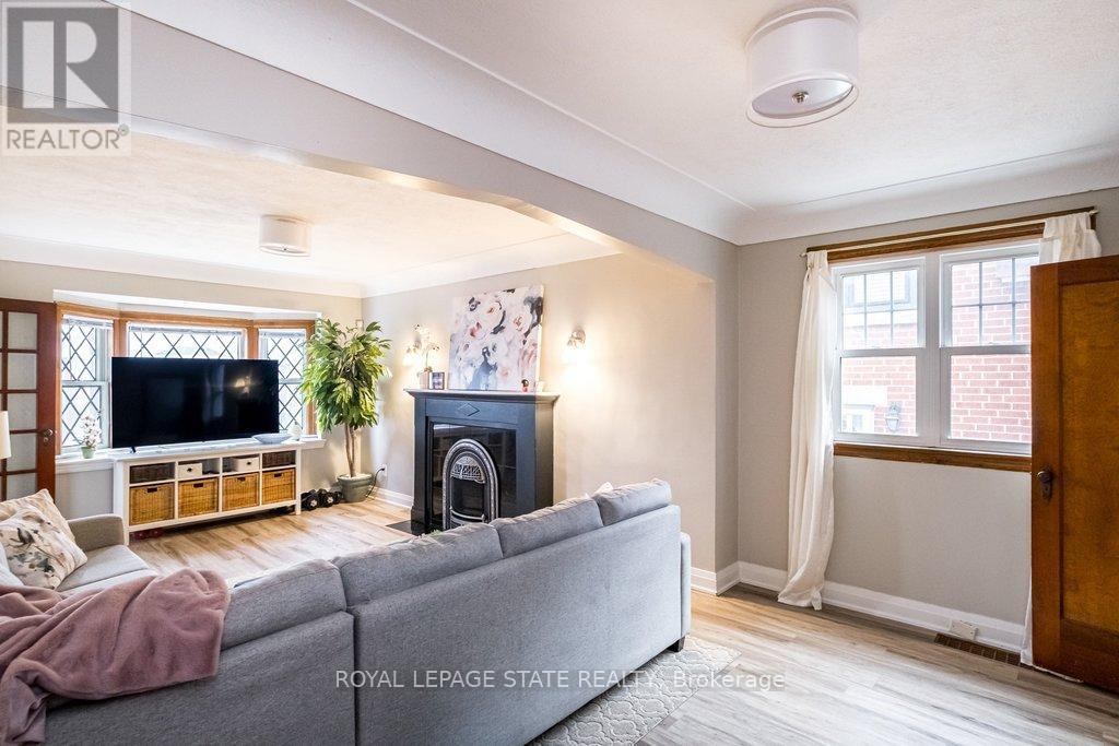 143 Huxley Avenue S, Hamilton, Ontario  L8K 2P9 - Photo 7 - X12969924