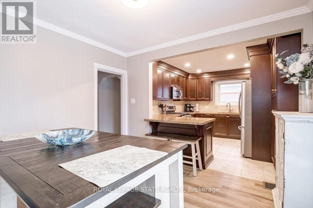 143 Huxley Avenue S, Hamilton, Ontario  L8K 2P9 - Photo 9 - X12969924