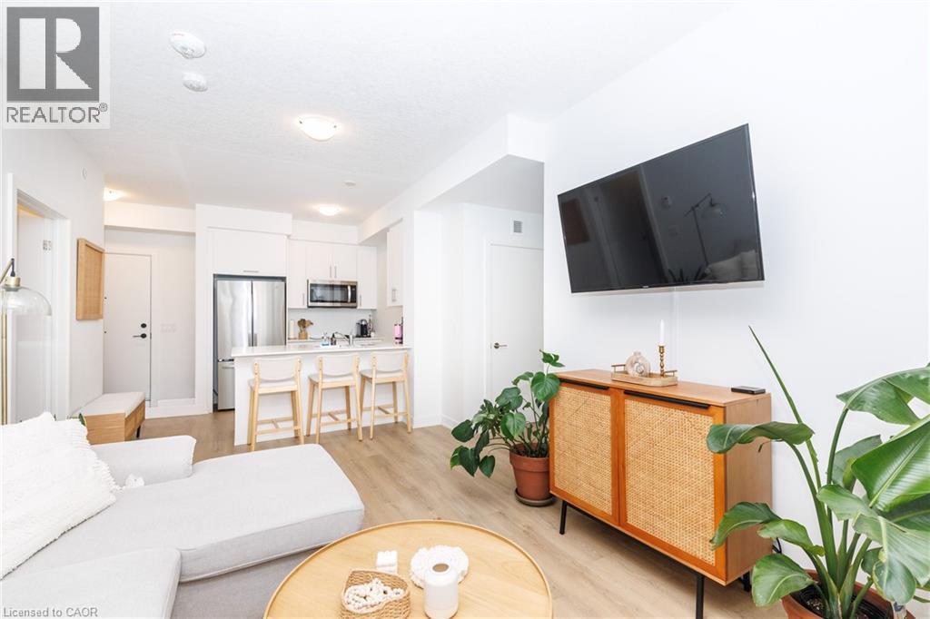 600 NORTH SERVICE Road Unit# 501, stoney creek, Ontario