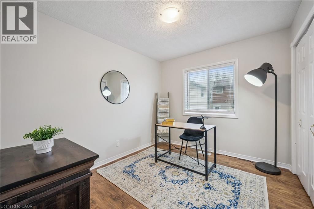 18 Avenue Road, Cambridge, Ontario  N1R 1B8 - Photo 22 - 40817497