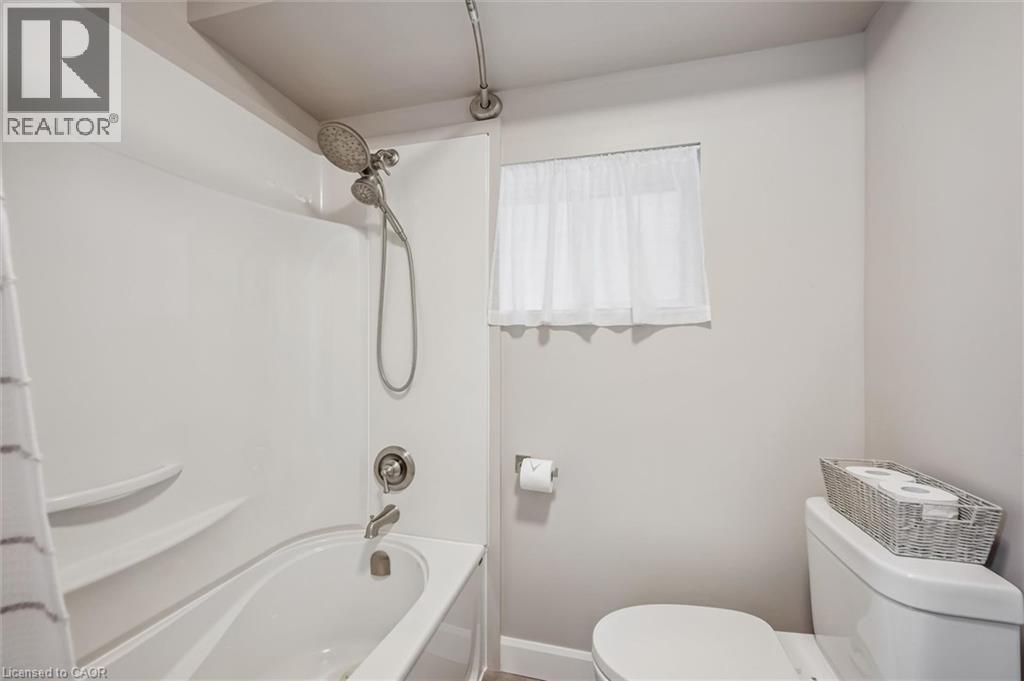 18 Avenue Road, Cambridge, Ontario  N1R 1B8 - Photo 37 - 40817497