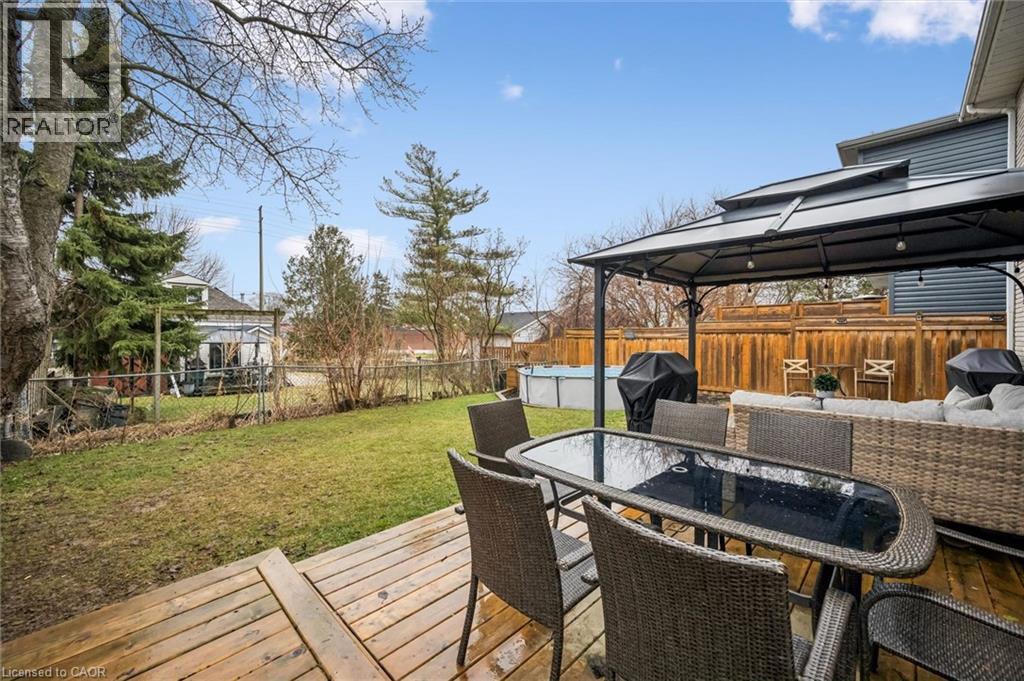 18 Avenue Road, Cambridge, Ontario  N1R 1B8 - Photo 40 - 40817497