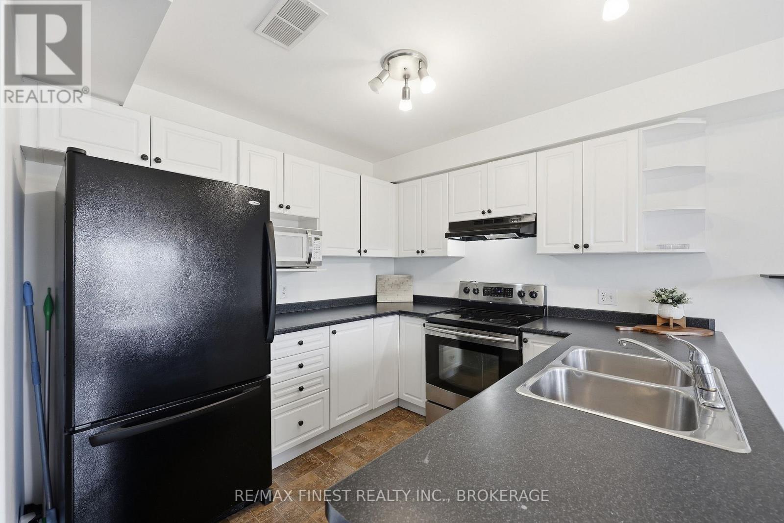 2189 Swanfield Street, Kingston, Ontario  K7M 0A9 - Photo 10 - X12970046