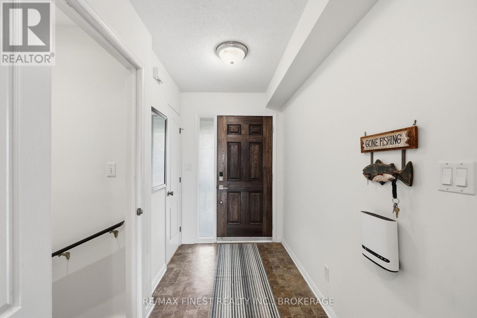 2189 Swanfield Street, Kingston, Ontario  K7M 0A9 - Photo 4 - X12970046