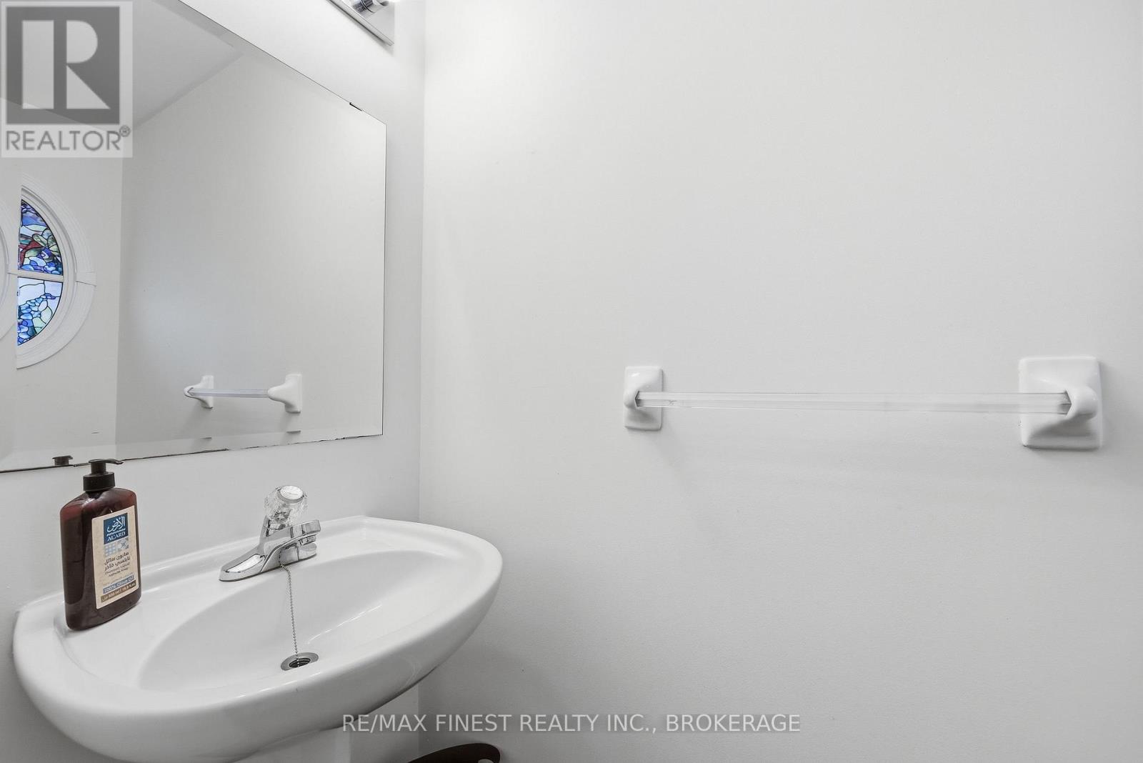 2189 Swanfield Street, Kingston, Ontario  K7M 0A9 - Photo 6 - X12970046