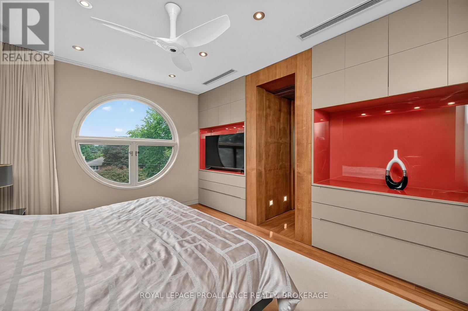 3 Authors Lane, Kingston, Ontario  K7M 7W7 - Photo 33 - X12970122