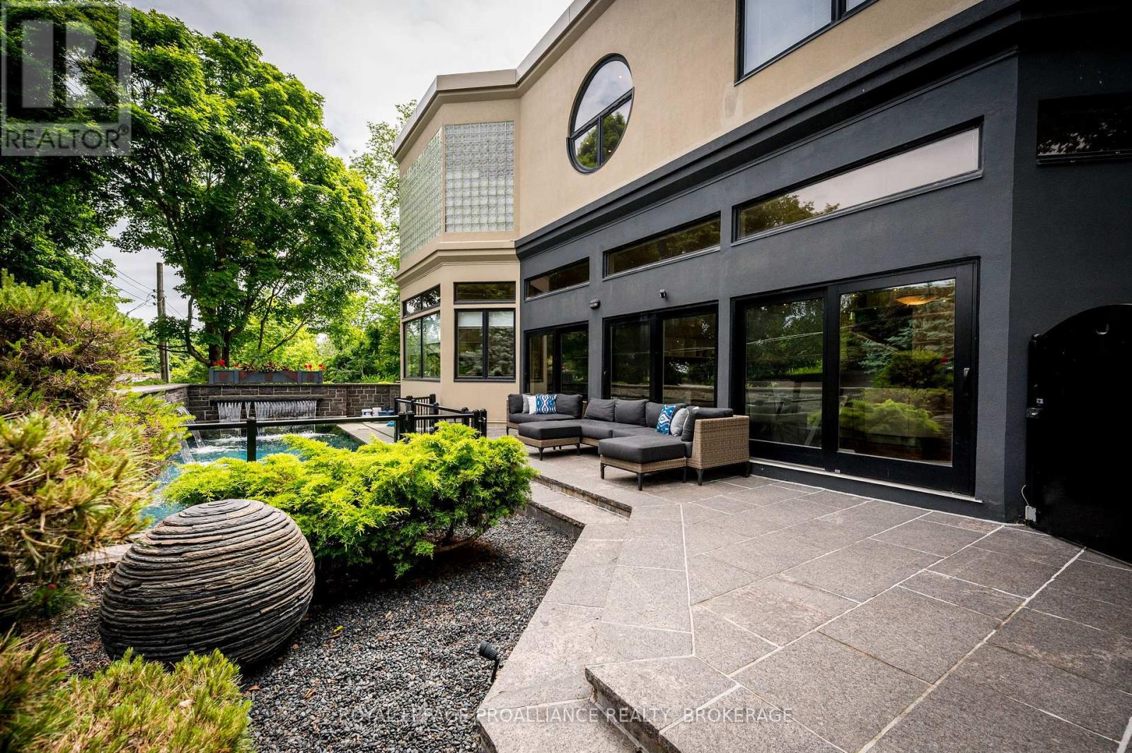 3 Authors Lane, Kingston, Ontario  K7M 7W7 - Photo 45 - X12970122