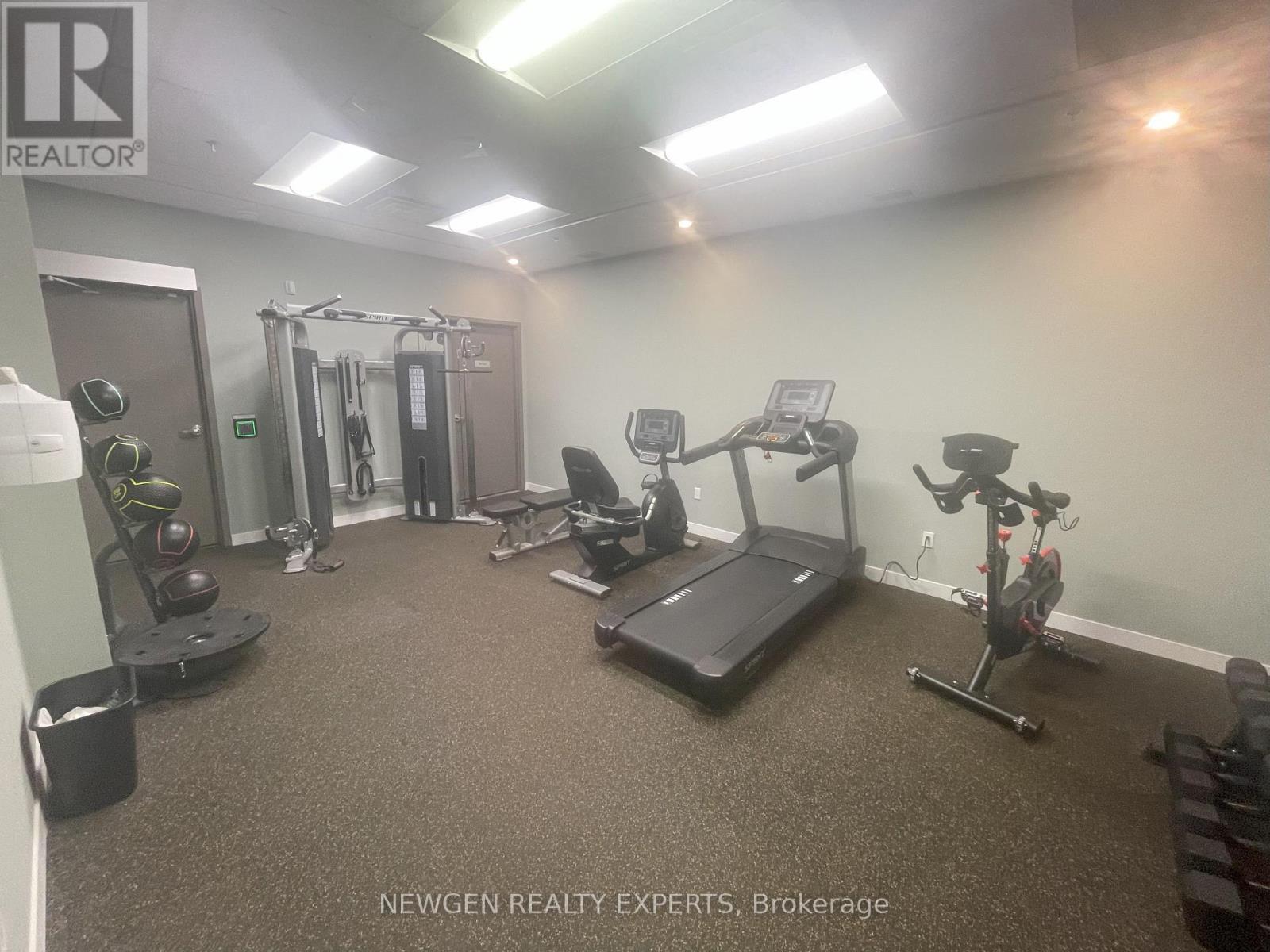 720 - 250 Albert Street, Waterloo, Ontario  N2L 0H5 - Photo 8 - X12842072