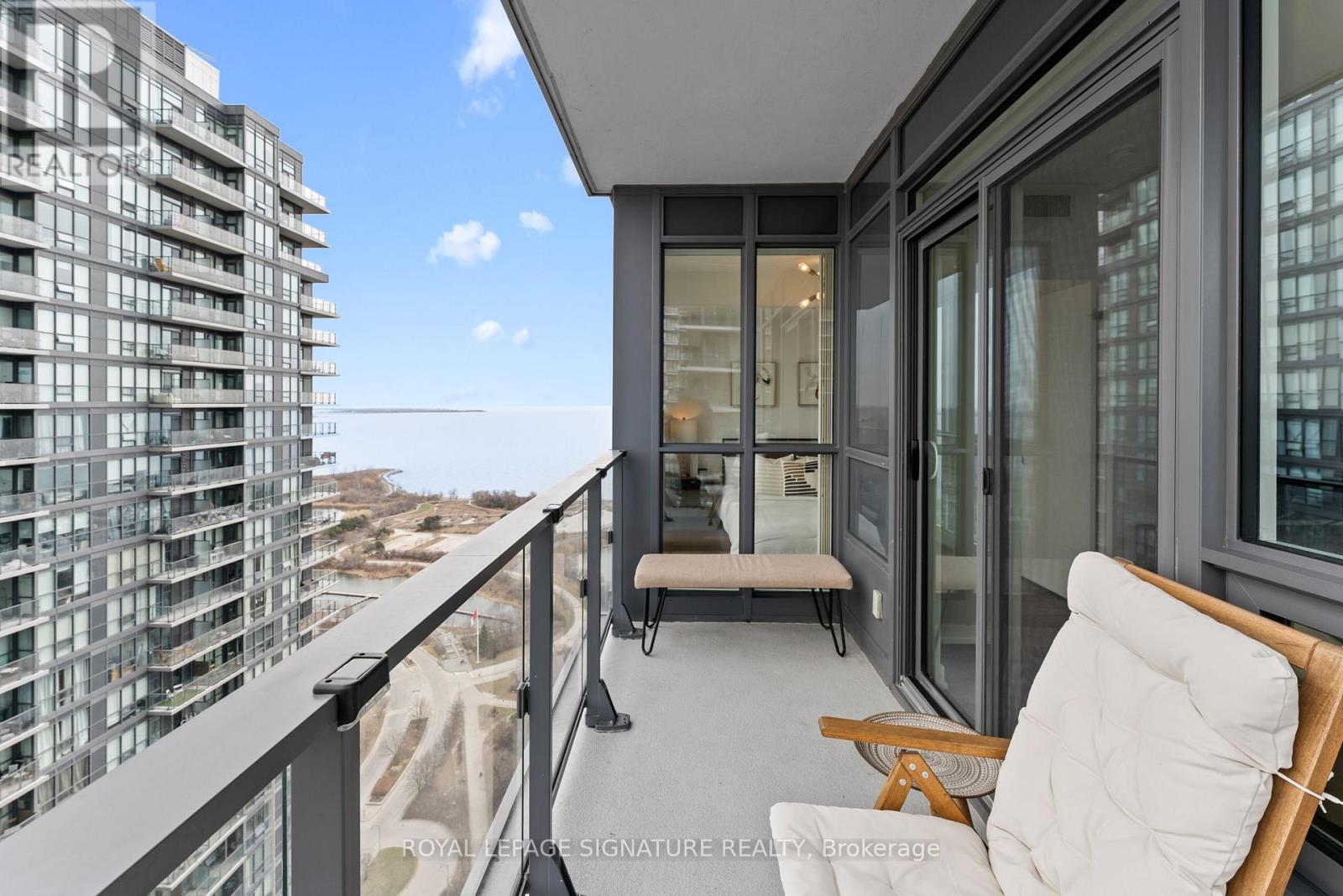 4308 - 2212 Lake Shore Boulevard W, Toronto, Ontario  M8V 0C2 - Photo 3 - W12938454