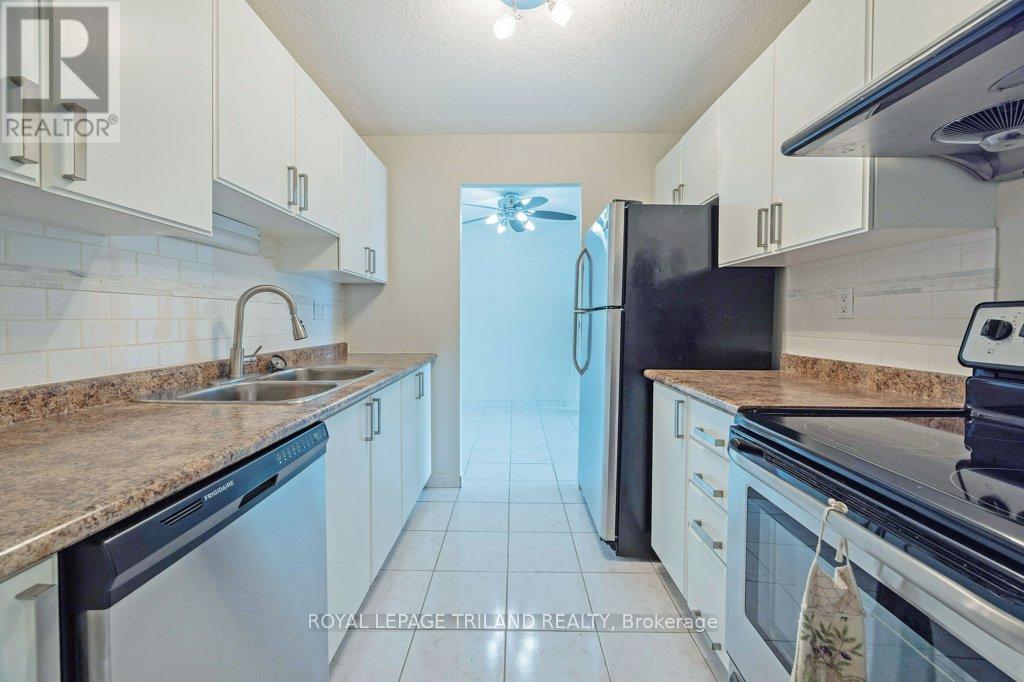 415 - 45 Pond Mills Road, London South, Ontario  N5Z 4W5 - Photo 11 - X12970028